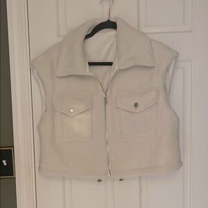 Women's Cream Sleeveless Jacket